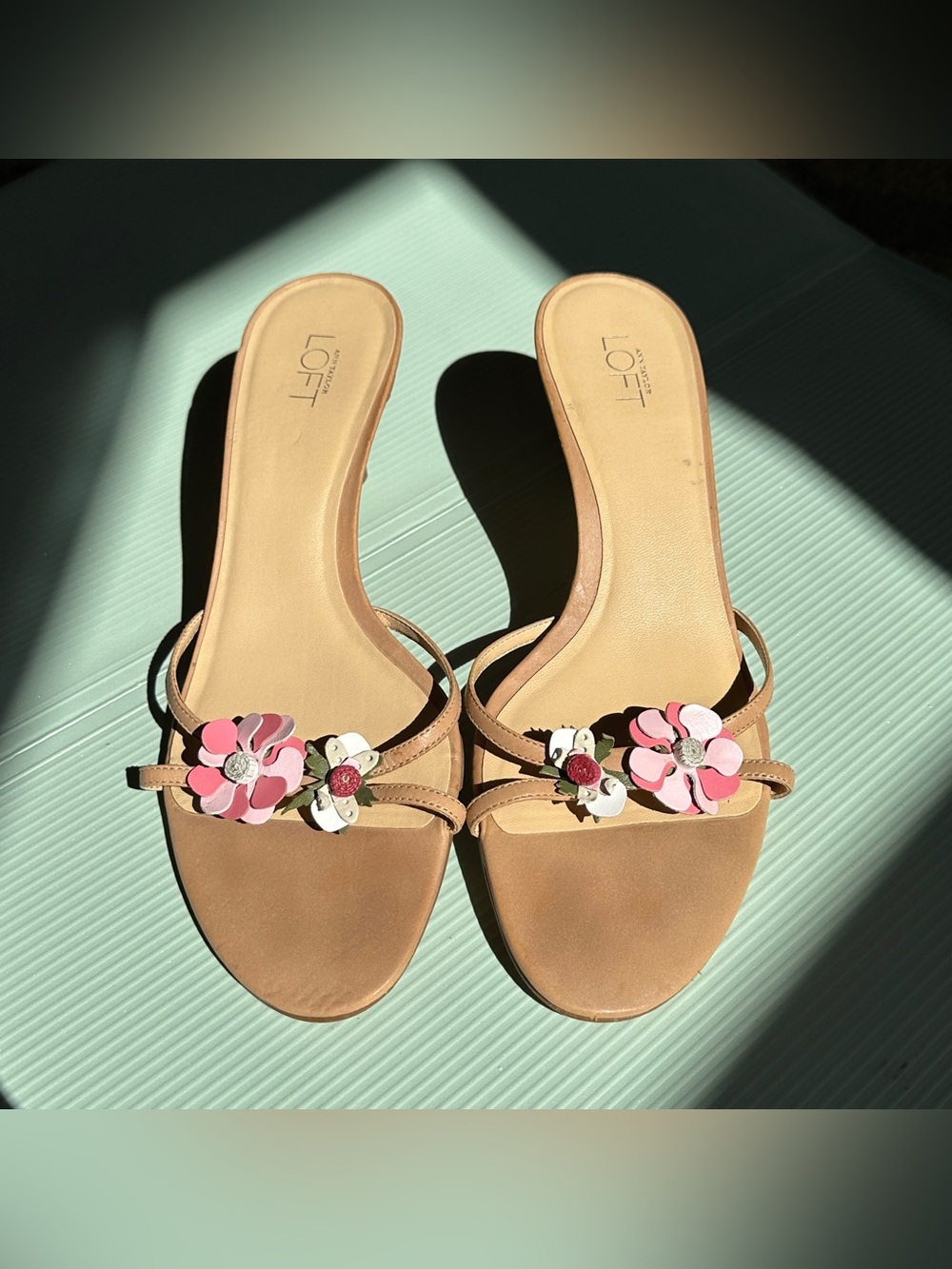 Ann Taylor LOFT 3-inch heel strappy sandals with flowers, size 10